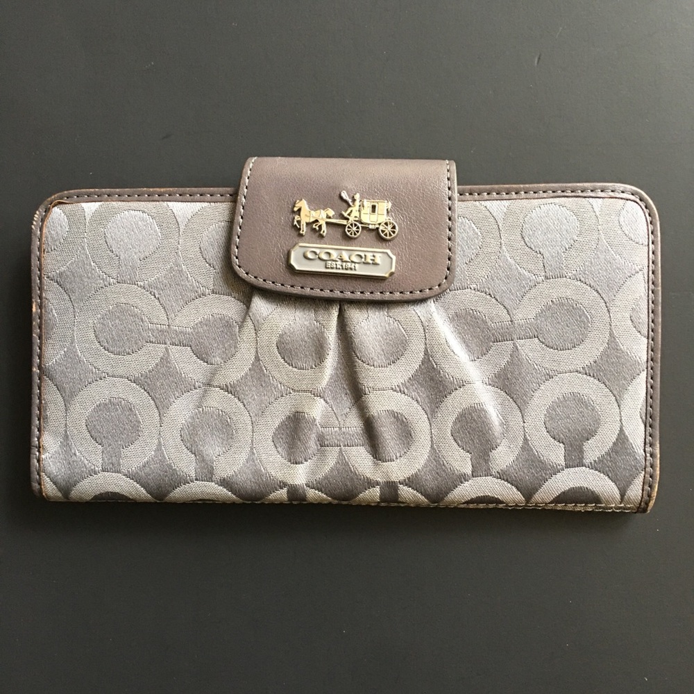 Coach Ashley Wallet Bifold Gray Monogram Jacquard Pleated Fabric Leather Women's